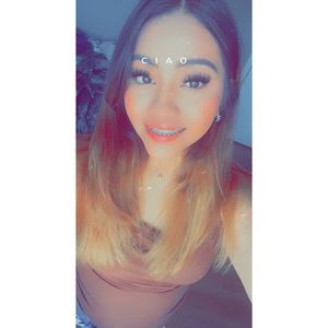 Meet your Posher, Christina